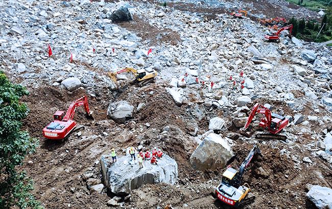 В Китае в результате оползня погибли 17 человек