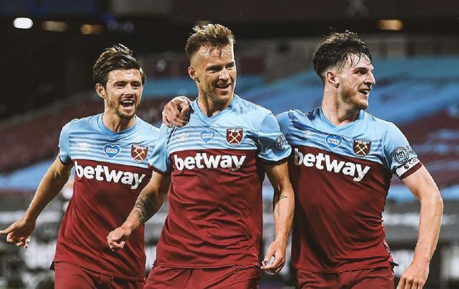 Гол Ярмоленко в ворота "Челси" принес победу "Вест Хэму"