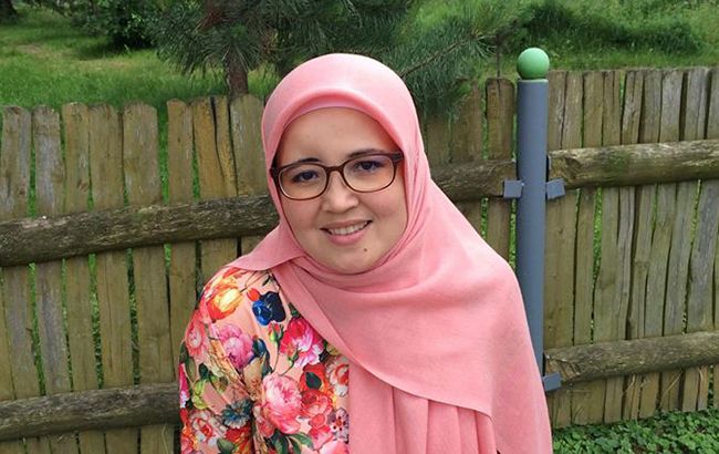 В Крыму российские силовики задержали крымскотатарскую активистку