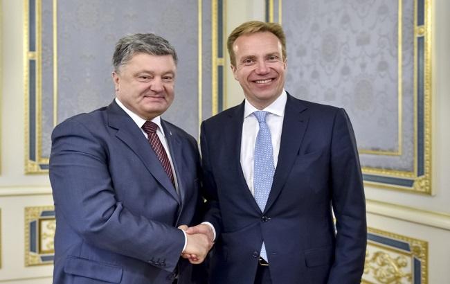 Глава МЗС Норвегії запевнив Порошенко в підтримці територіальної цілісності України