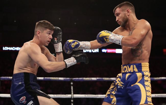 Ломаченко победил Кэмпбелла и завоевал третий чемпионский пояс