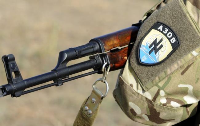 В Широкино больше 3 часов идет бой, ранены три бойца, - полк "Азов"