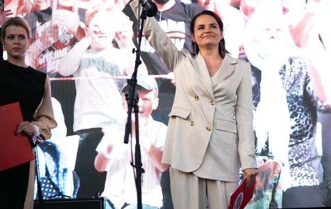 МЗС Канади пообіцяв Тіхановскій підтримати білоруський народ