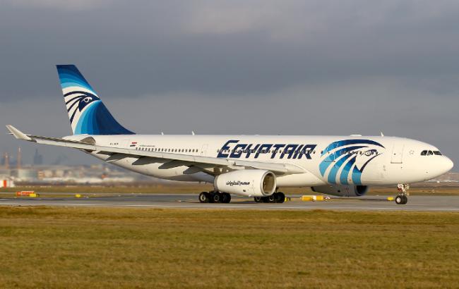 На борту угнанного самолета EgyptAir может находиться бомба