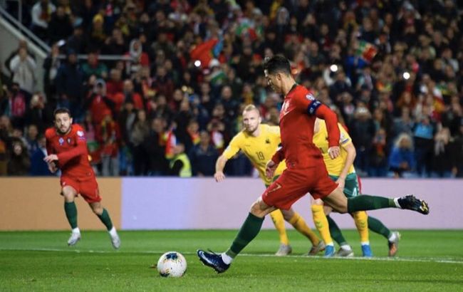 Роналду збільшив відрив від Мессі за кількістю хет-триків у кар'єрі