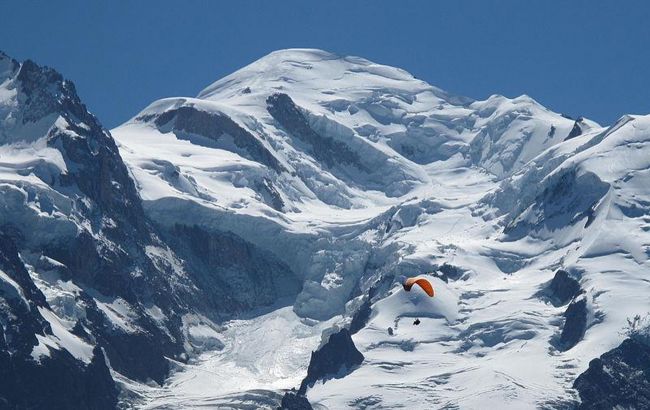 В Италии эвакуировали курорт из-за угрозы обвала ледника