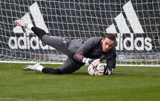 Лунин дебютировал. "Реал" вылетел из Кубка Испании от клуба третьей лиги