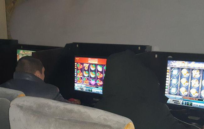 Полиция за сутки закрыла почти 10 игорных заведений