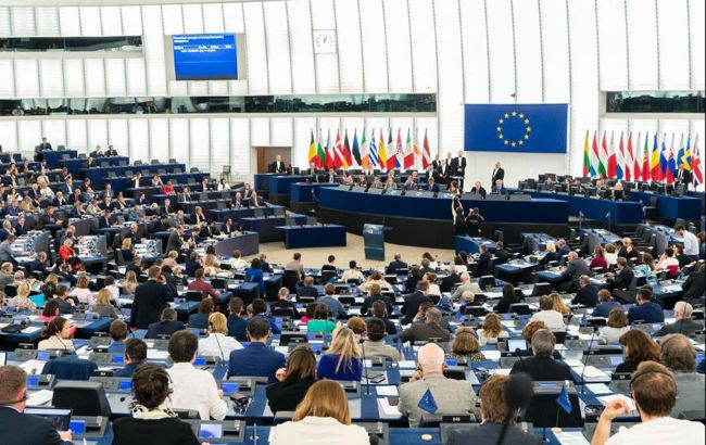 Европарламент принял резолюцию о статусе кандидата ЕС для Украины