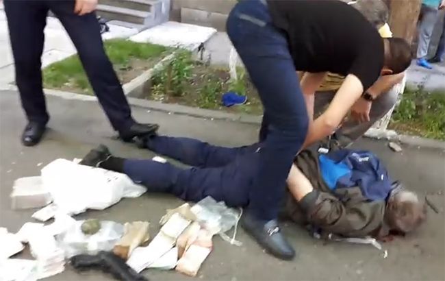 Ограбление банка в Ереване: погибли 2 человека