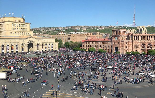 Протесты в Армении: партия "Дашнакцутюн" вышла из правящей коалиции