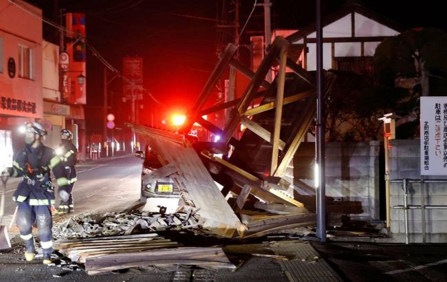 Количество пострадавших в результате землетрясения в Японии превысило 100 человек