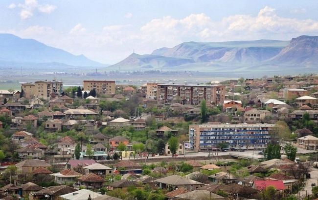 Без виплат та роботи. Як живуть українці у маленьких містах Грузії