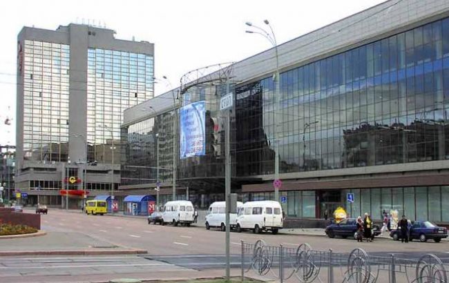 На площади Победы в Киеве 22-23 июля будет частично ограничено движение транспорта