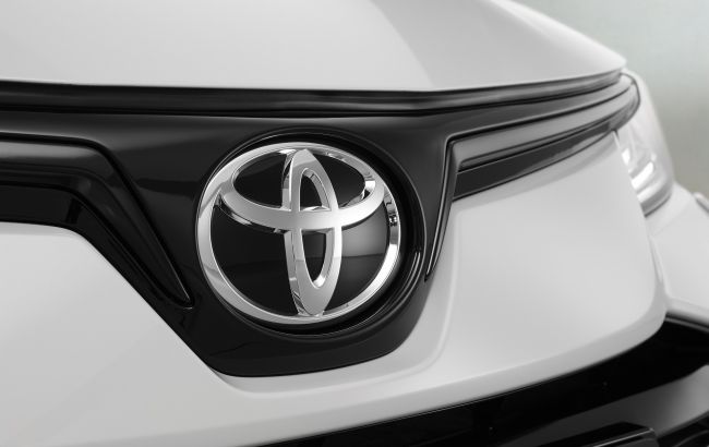 Українці у квітні придбали майже сім тисяч нових авто: названо лідерів ринку