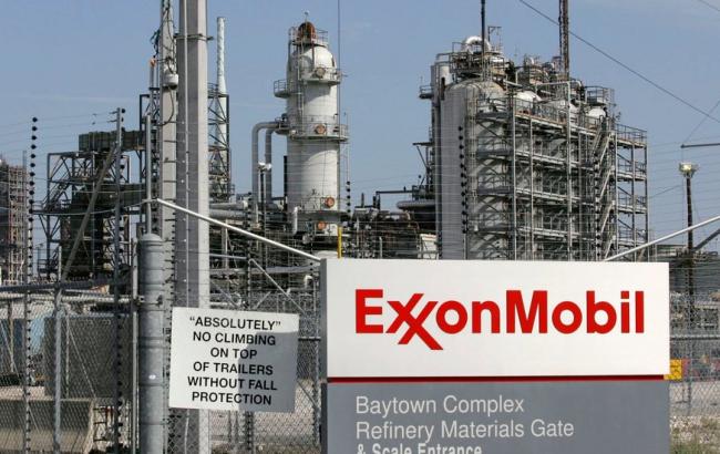 Міністерство фінансів США не дозволило Exxon співпрацювати з "Роснафтою"