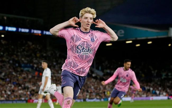 "Эвертон" Миколенко не удержал победу над "Лидсом", "Челси" потерпел второе поражение: видео