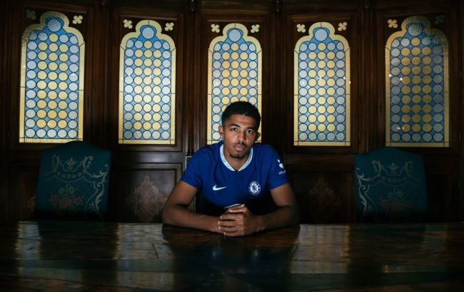 "Челси" переманил звезду обороны "Лестера"