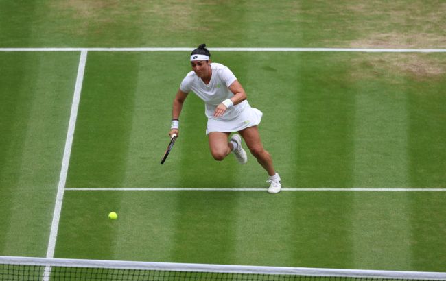 Вімблдон-2023: Жабер вибила чинну переможницю, Сабаленко здолала Кіз