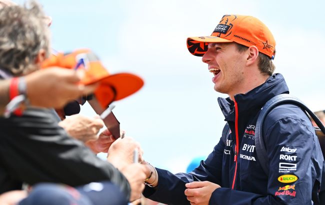 Ферстаппен стартуватиме першим перед двома "Макларенами" на Гран-прі Британії