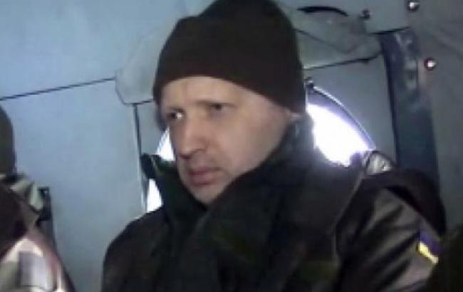 Турчинов сегодня проверит в зоне АТО реализацию антитеррористических мероприятий