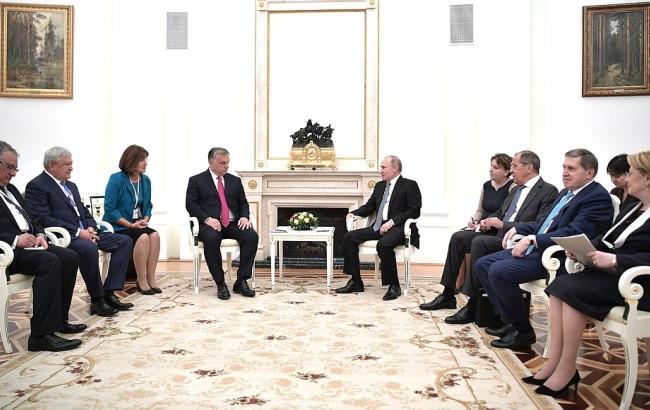 Орбан: санкции ЕС против России наносят вред отношениям Москвы и Будапешта