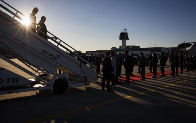 Порошенко прибыл с официальным визитом в Португалию