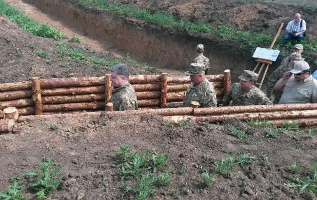 Вартість будівництва фортифікацій оцінюється в 1 млрд грн, - Порошенко