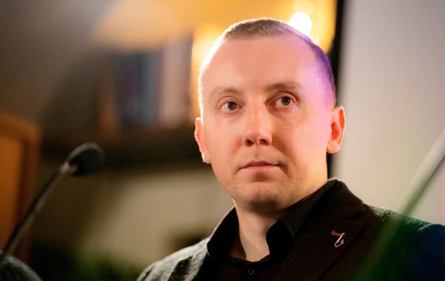 "Зараз я в лікарні". Станіслав Асєєв отримав контузію в бою біля Очеретиного