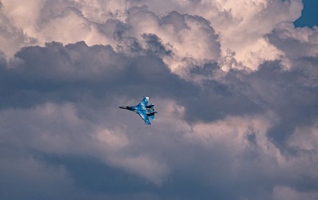 Авиация нанесла удары по опорному пункту и уничтожила две установки С-300 врага, - ОК "Юг"