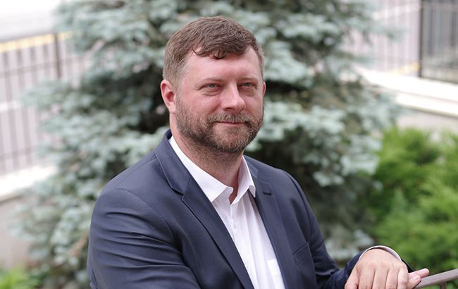 "Слуга народа" пока не определилась с представителем Рады в КСУ