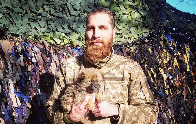 "Повір, що намарно сльози твої течуть": украинский защитник написал стих матери, который трогает до слез