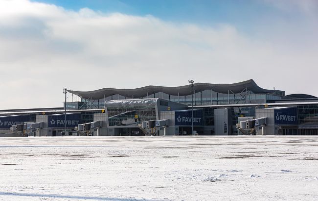 В "Борисполь" будут впускать сопровождающих при определенных условиях
