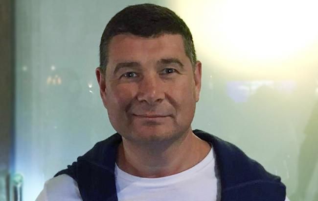 Журналисты опубликовали переписки Онищенко с окружением Порошенко