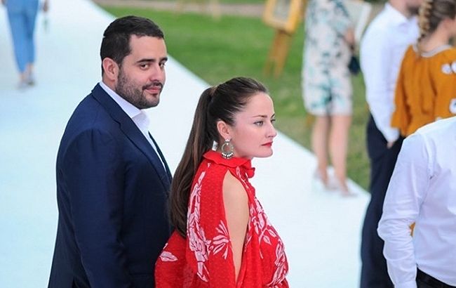 Весілля "смотрящего" за Мін'юстом у Сен-Тропе: названі усі імена гостей