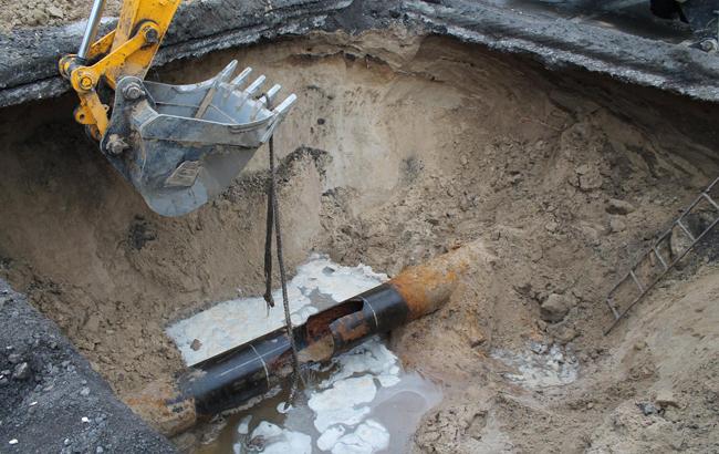 В Киеве отключили воду жителям 8 улиц