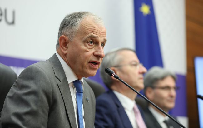 НАТО на саміті в червні підтвердить політику відкритих дверей для України