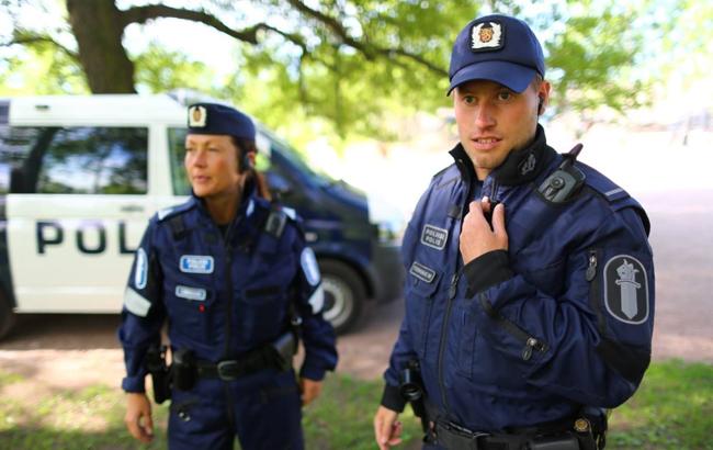 Одну з головних вулиць Гельсінкі намагалися захопити невідомі