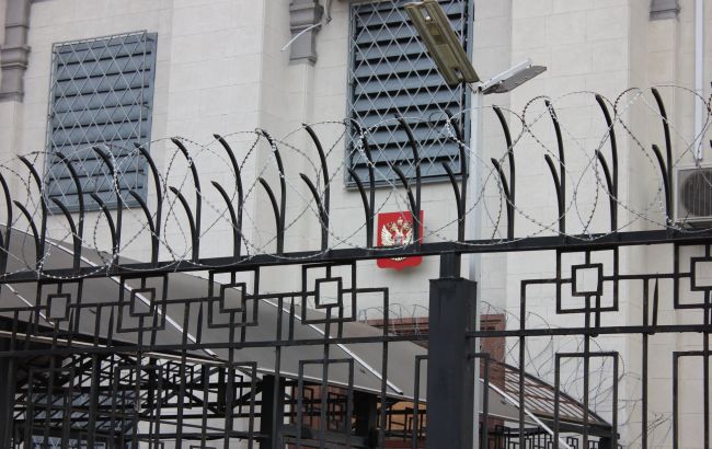 Россия незаконно удерживает в тюрьмах девять гражданских журналистов, - МИД