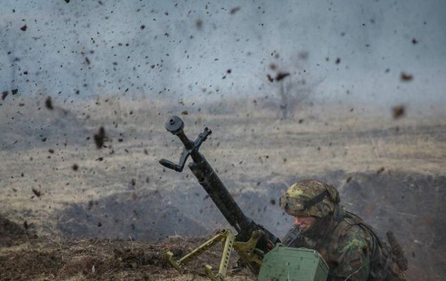 Боевики 4 раза обстреляли гражданских на Донбассе с начала марта