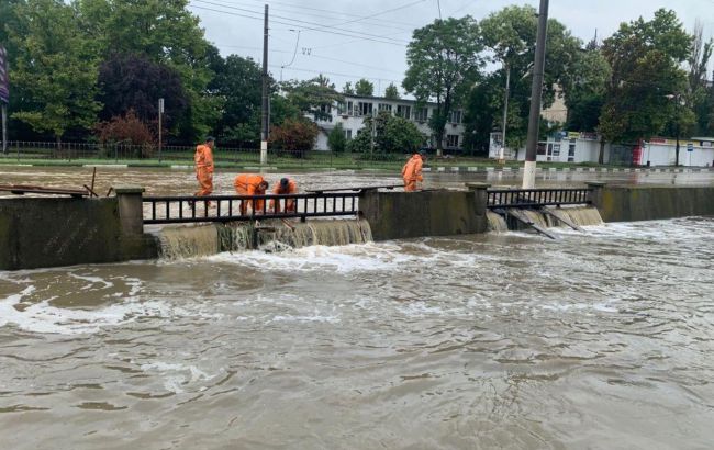 Жителів Керчі почали евакуювати з місць підтоплення