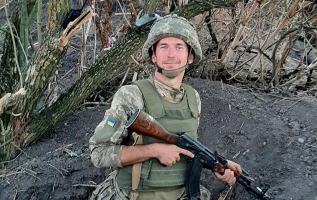 У Києві попрощались із Дмитром Бєндіковим. Як близькі згадують воїна і журналіста