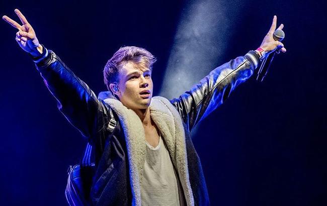 "Шалено вдячний Україні": фаворит Євробачення 2018 зізнався, хто допоміг придумати номер (відео)