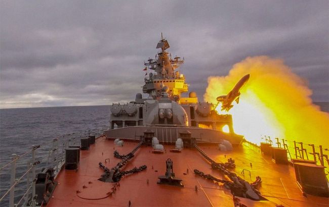 РФ начала масштабные военные учения в Черном море