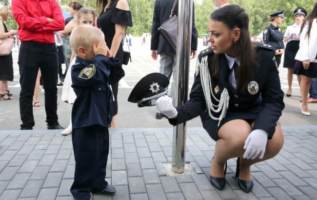 Маленький "полицейский" Богданчик умилил украинцев (фото)