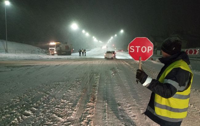 В ГСЧС опровергли информацию о лавине на трассе Киев-Чоп