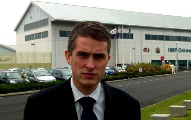 Российская атака привела к гибели женщины от "Новичка", - министр обороны Британии