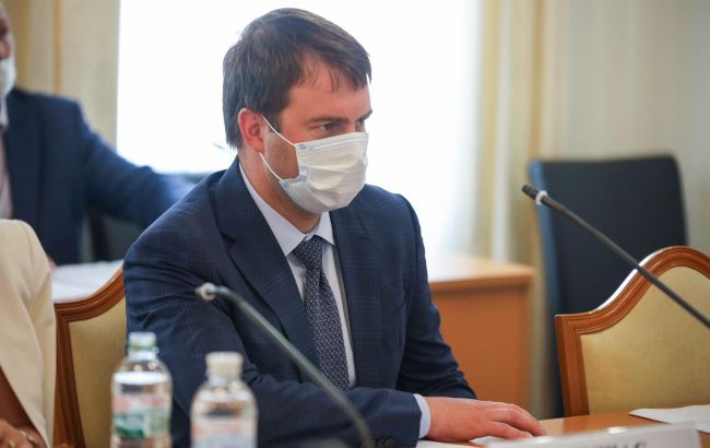 "Слуга народа" на заседании фракции определится с новым главой правоохранительного комитета Рады