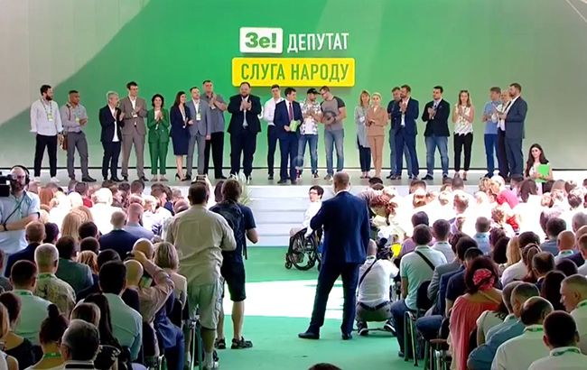 Замість Лисюка депутатом стане менеджер "Кварталу"