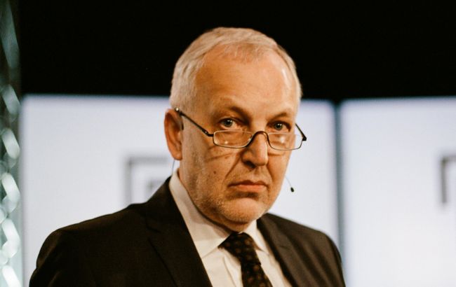 Вдарили ножем в руку і тулуб: Клименко розповів більше деталей нападу на Макарова